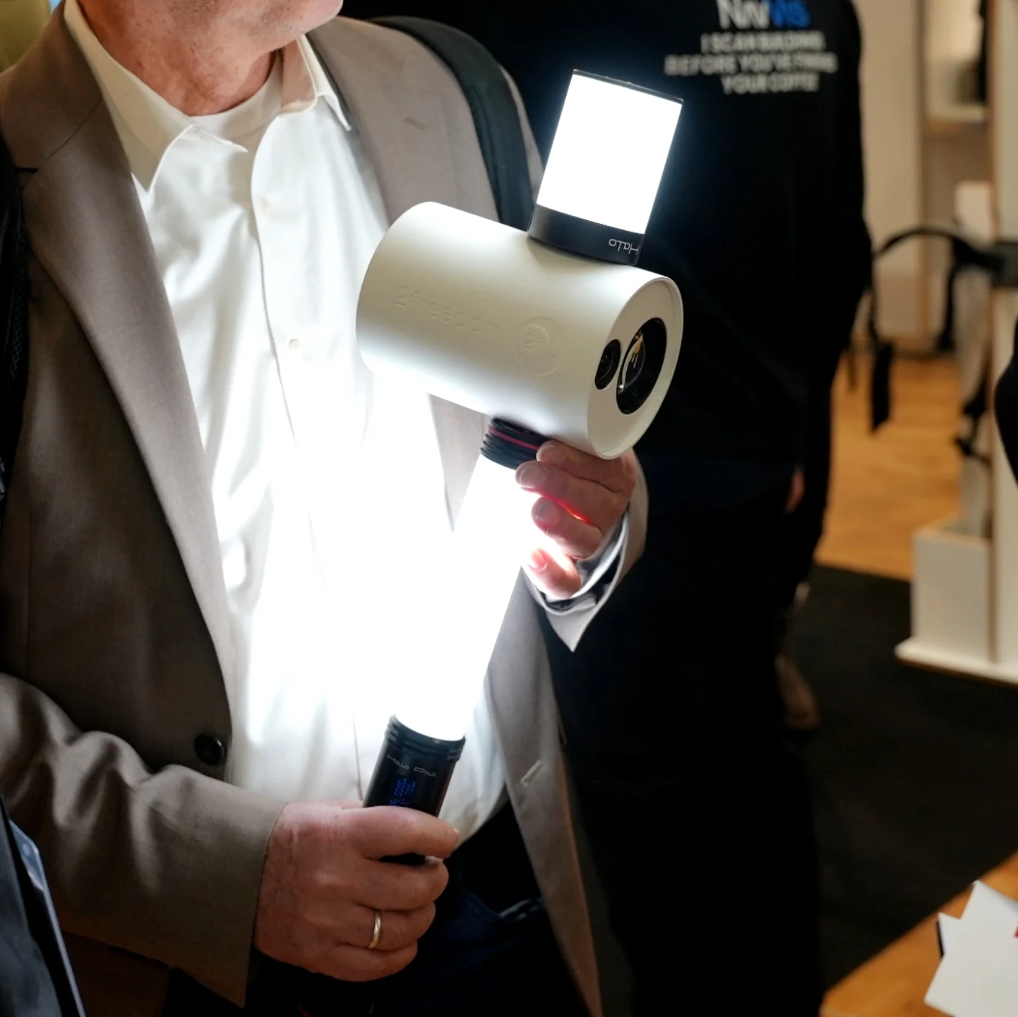 Bushman HALO PRO 360 LIGHT